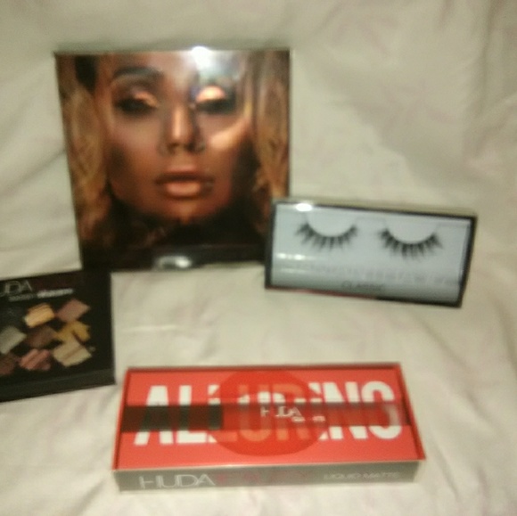 HUDA BEAUTY Other - Huda Bundle HUDA BEAUTY Other - Huda Bundle